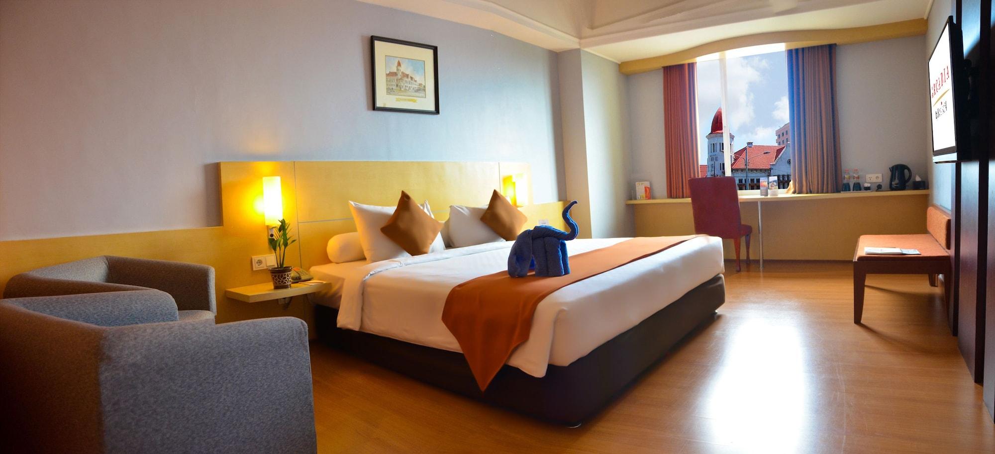 Arcadia Surabaya Hotel Extérieur photo