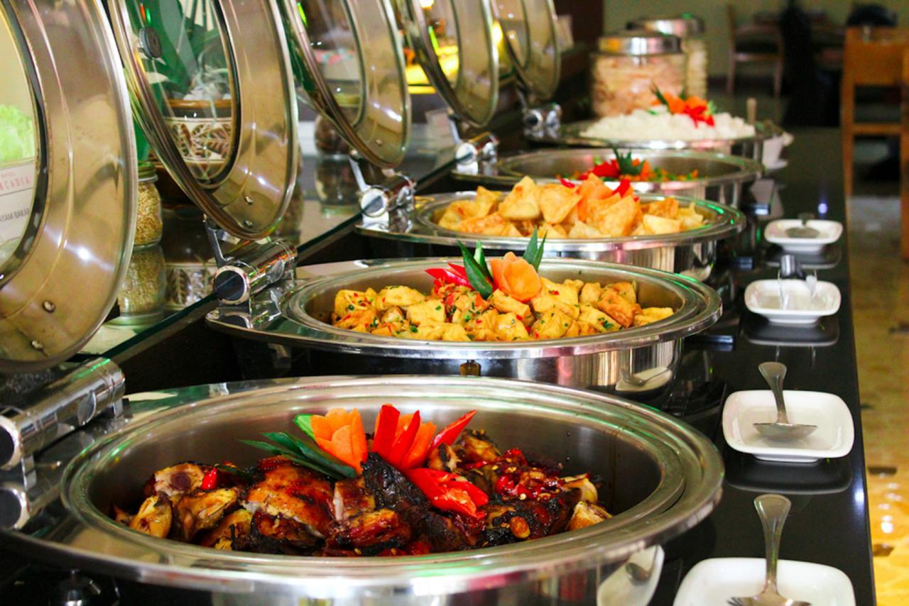 Arcadia Surabaya Hotel Extérieur photo